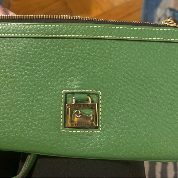 Dooney & Bourke Forest Green Wristle NWOT - Picture 3 of 7